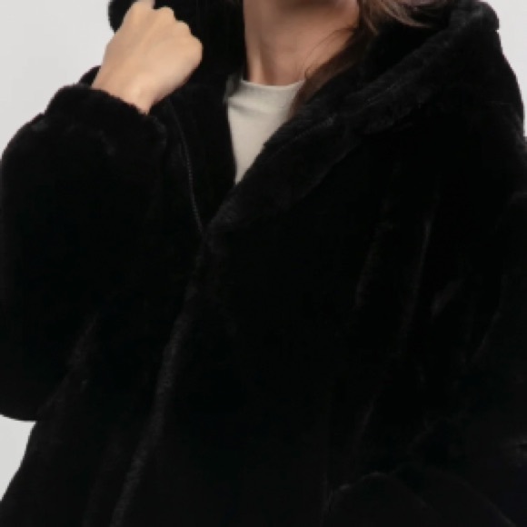 Black Faux Fur Soft Comfy Teddy Bomber Zip Front Hood Winter Jacket Coat OS - Picture 3 of 4